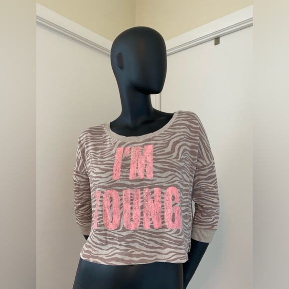 Tiger-Print Sweater - Picture 3 of 6